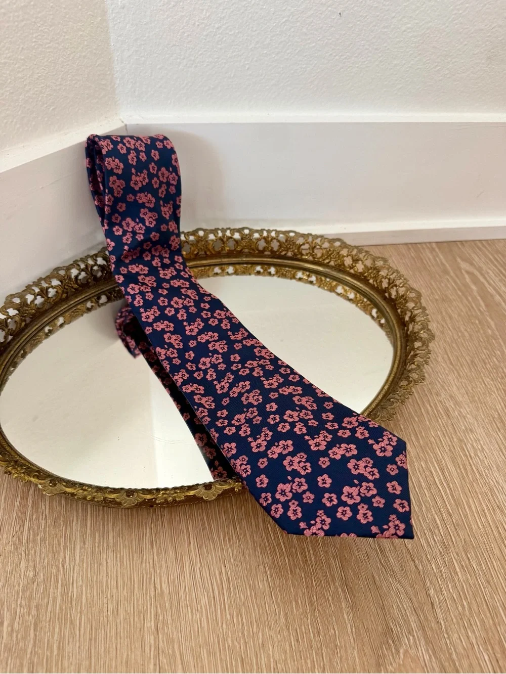 Michael Michael Kors Men’s 100% Silk Tie Navy Pink Floral Print